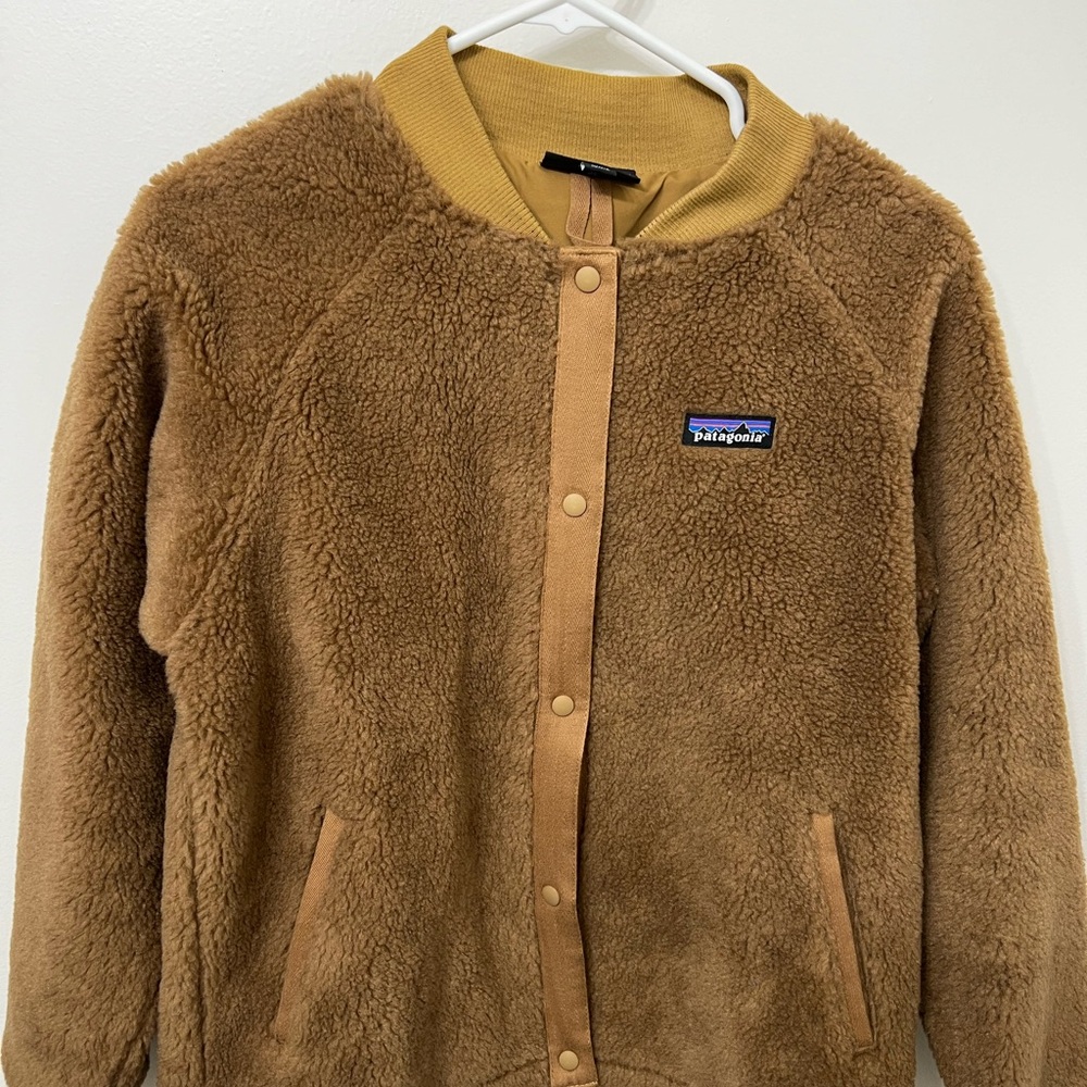 Patagonia full snap fleece